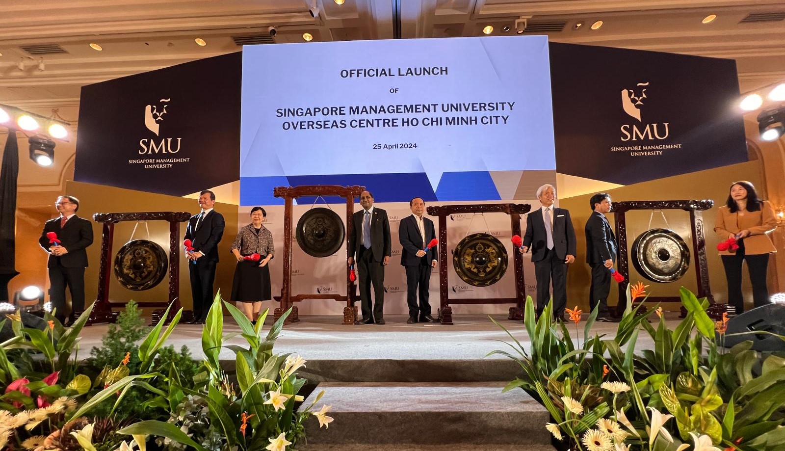 SMU opens representative office in Vietnam